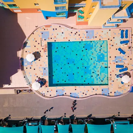 아파트 Marina 3b 1b By Al